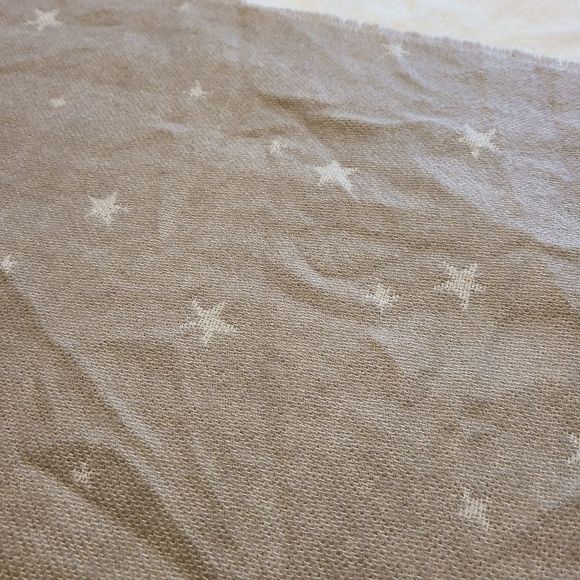 Scarf - Picture 5 of 10